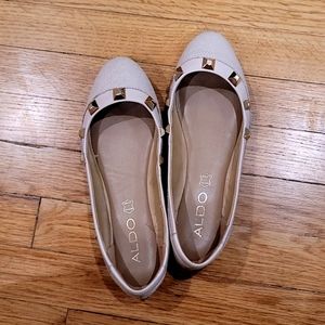 Aldo light pink flats